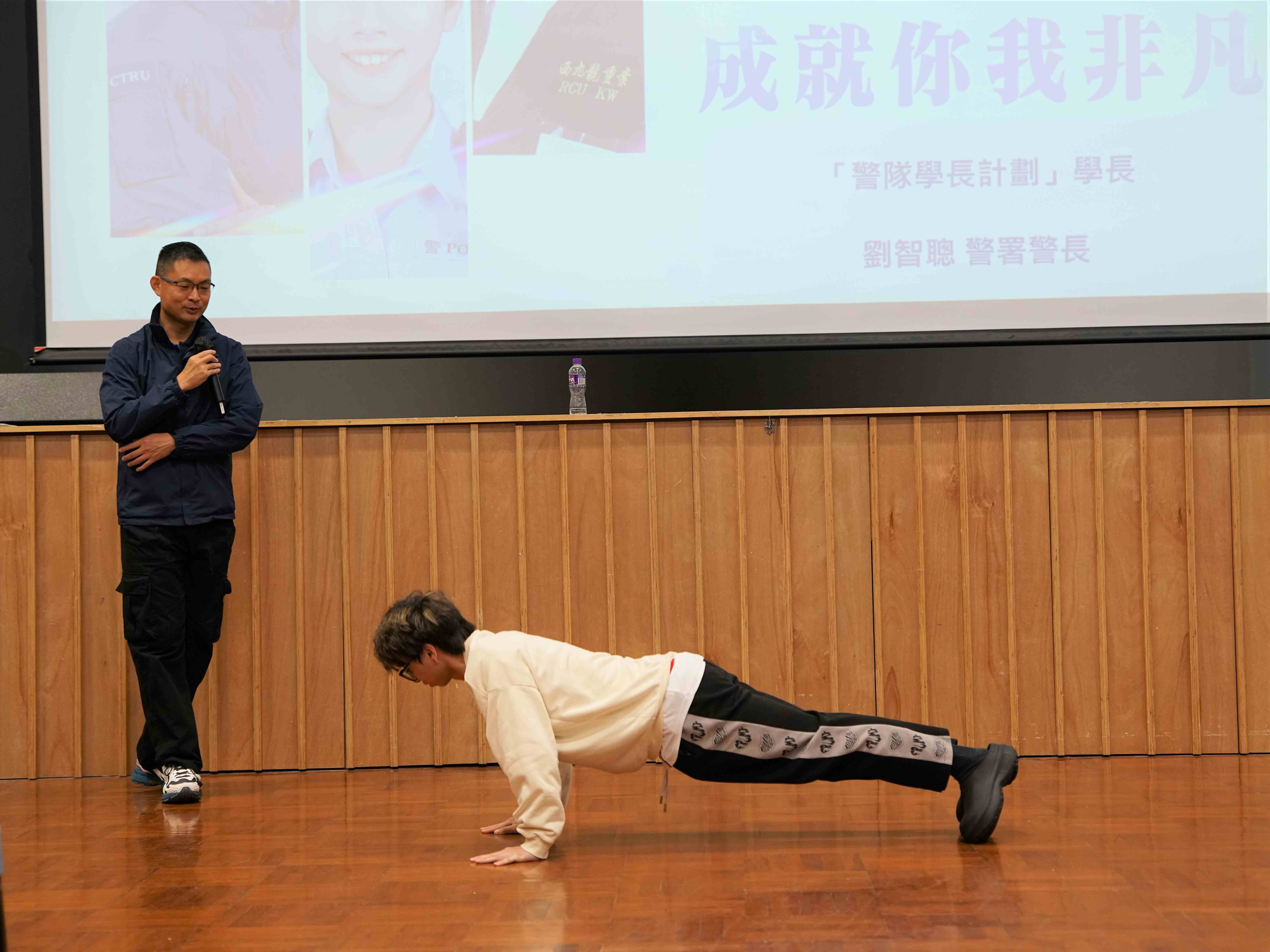 警察招募組親臨港專分享投考警隊技巧