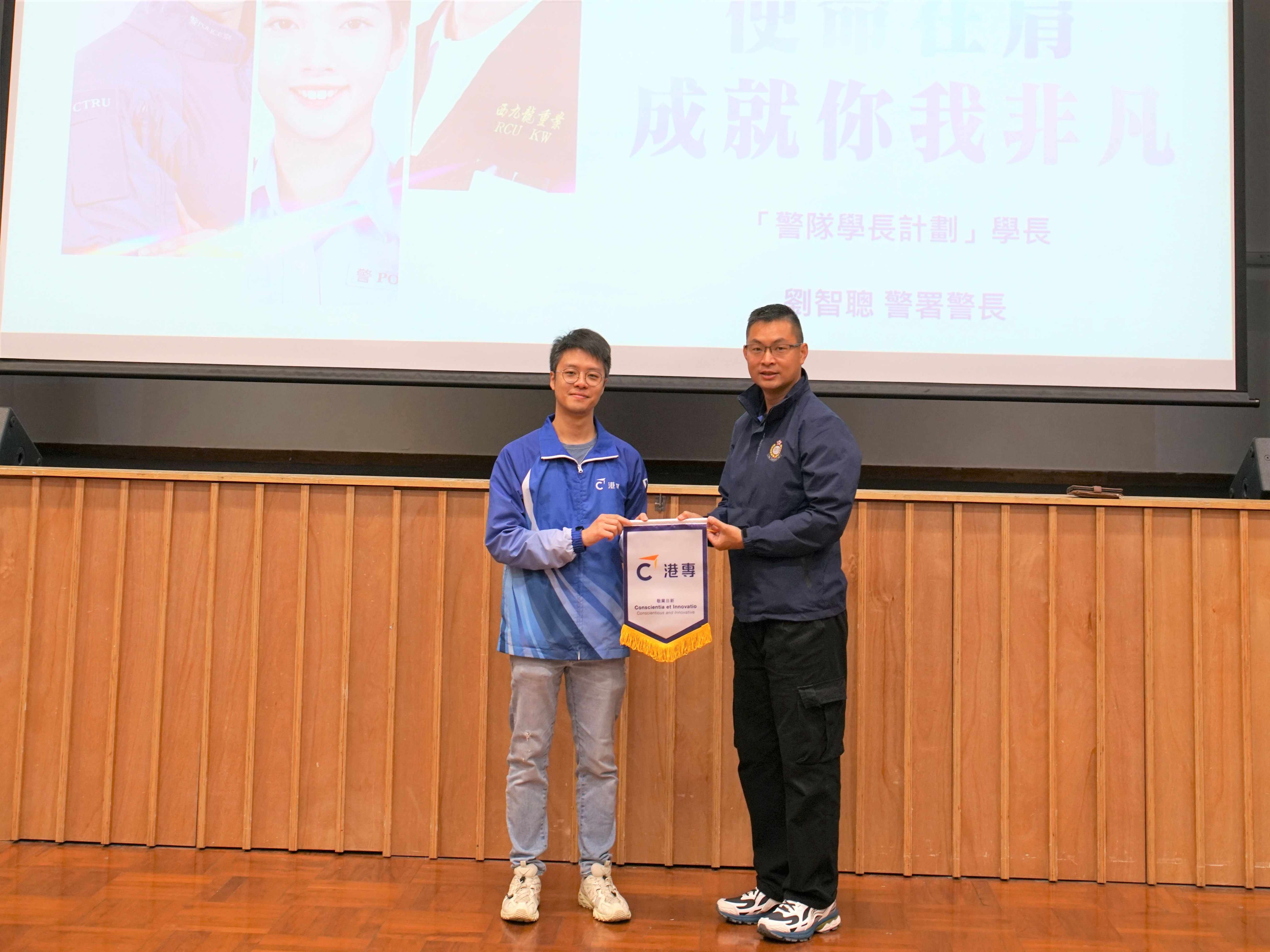 警察招募組親臨港專分享投考警隊技巧