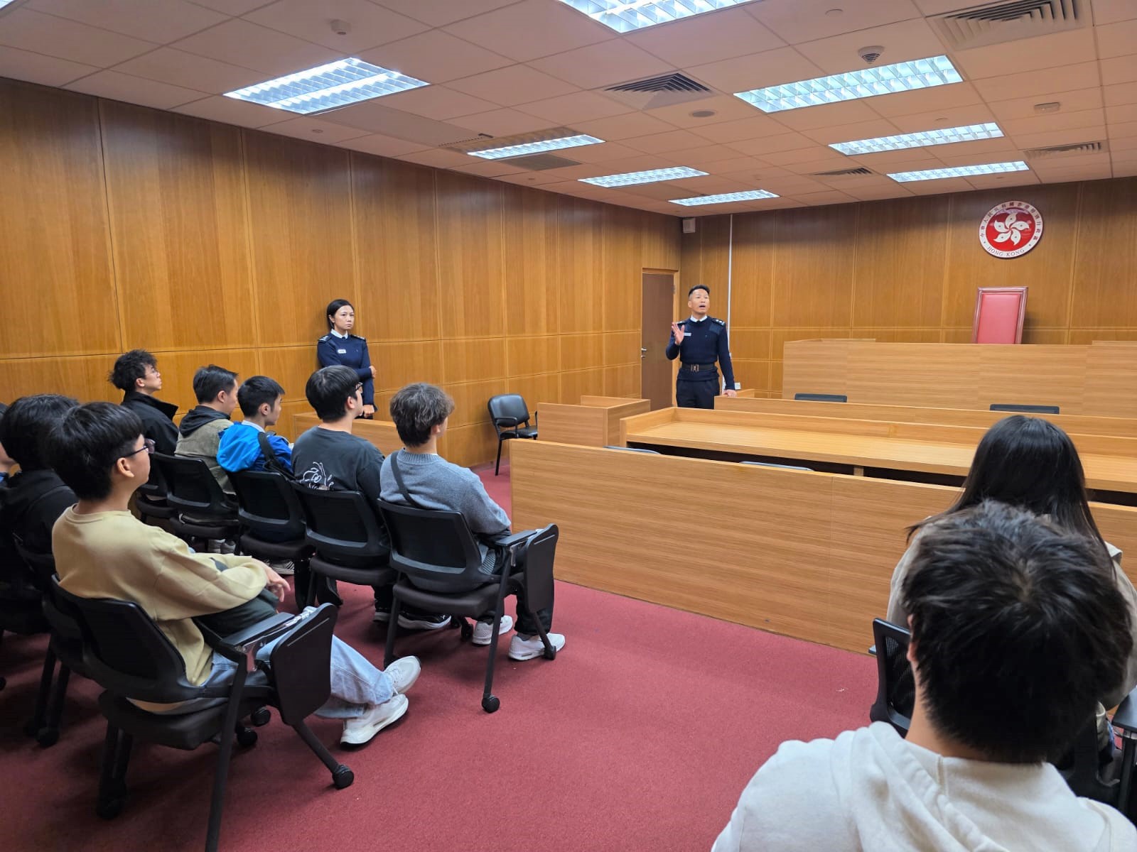 參觀「入境事務學院」 模擬投考體能測試 參觀「入境事務學院」 模擬投考體能測試