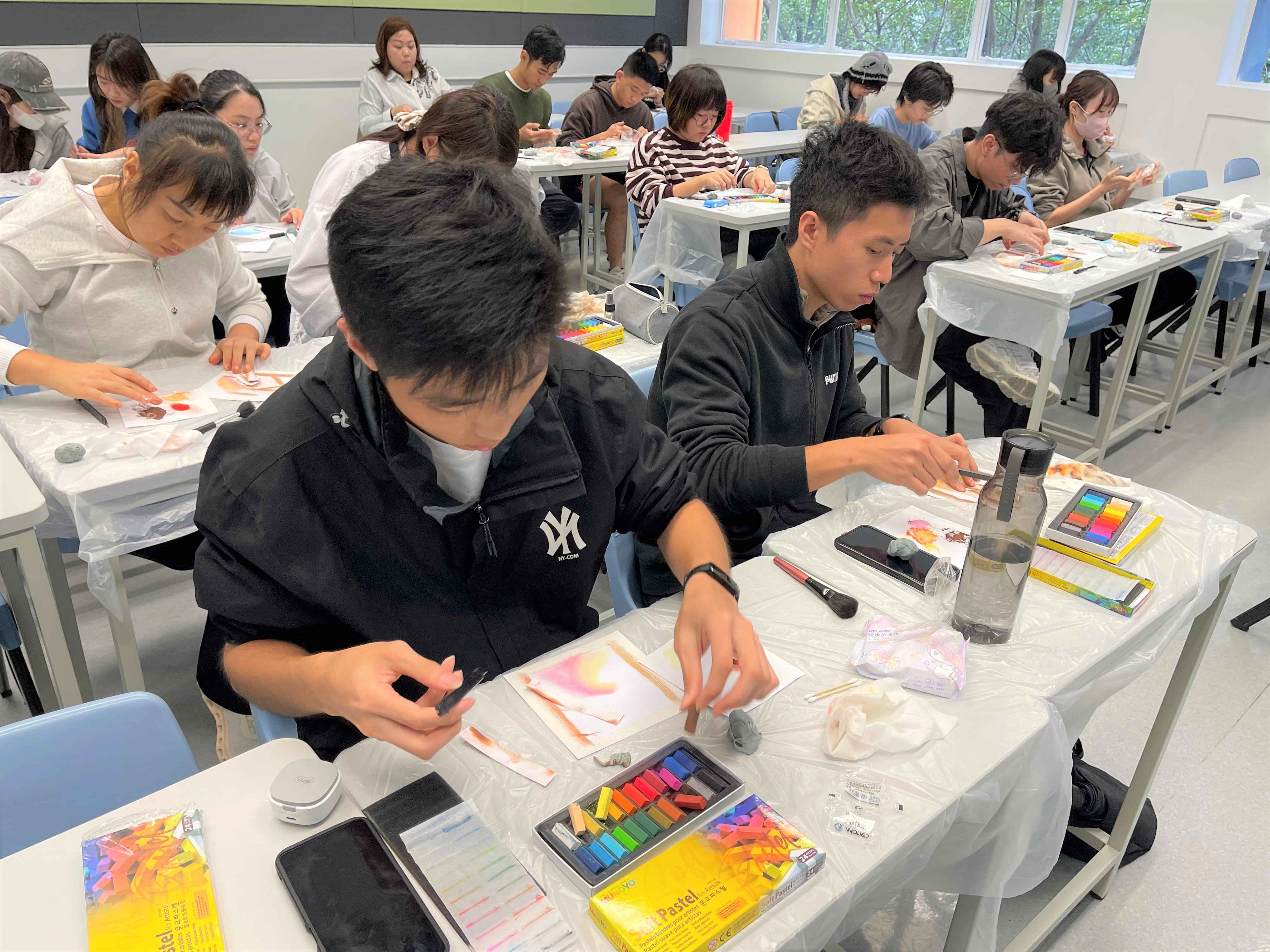 應用教育文憑 DAE - 和諧粉彩體驗工作坊