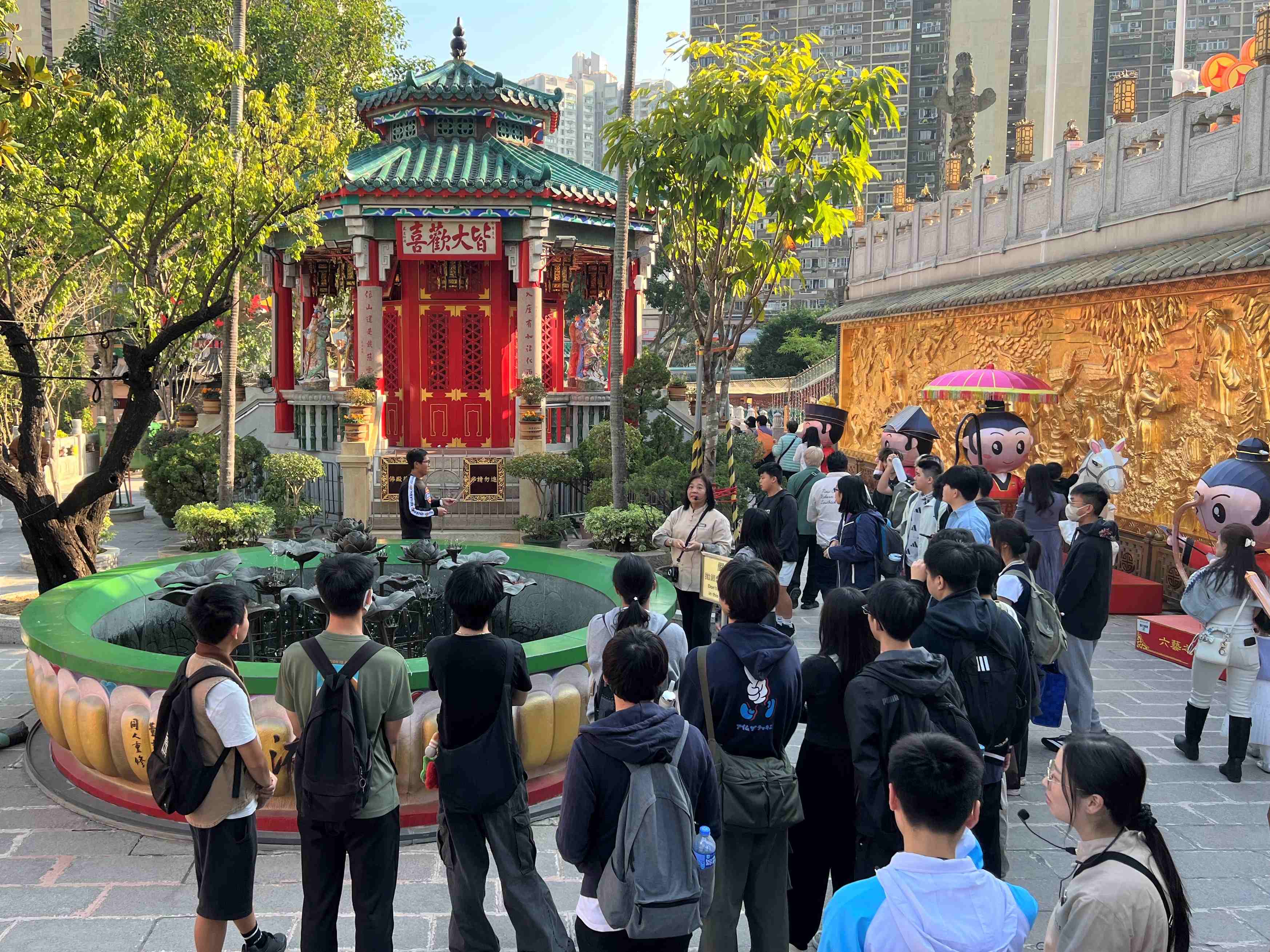 應用教育文憑 DAE - 「走進不一樣的黃大仙祠」深度文化體驗之旅 應用教育文憑 DAE - 「走進不一樣的黃大仙祠」深度文化體驗之旅