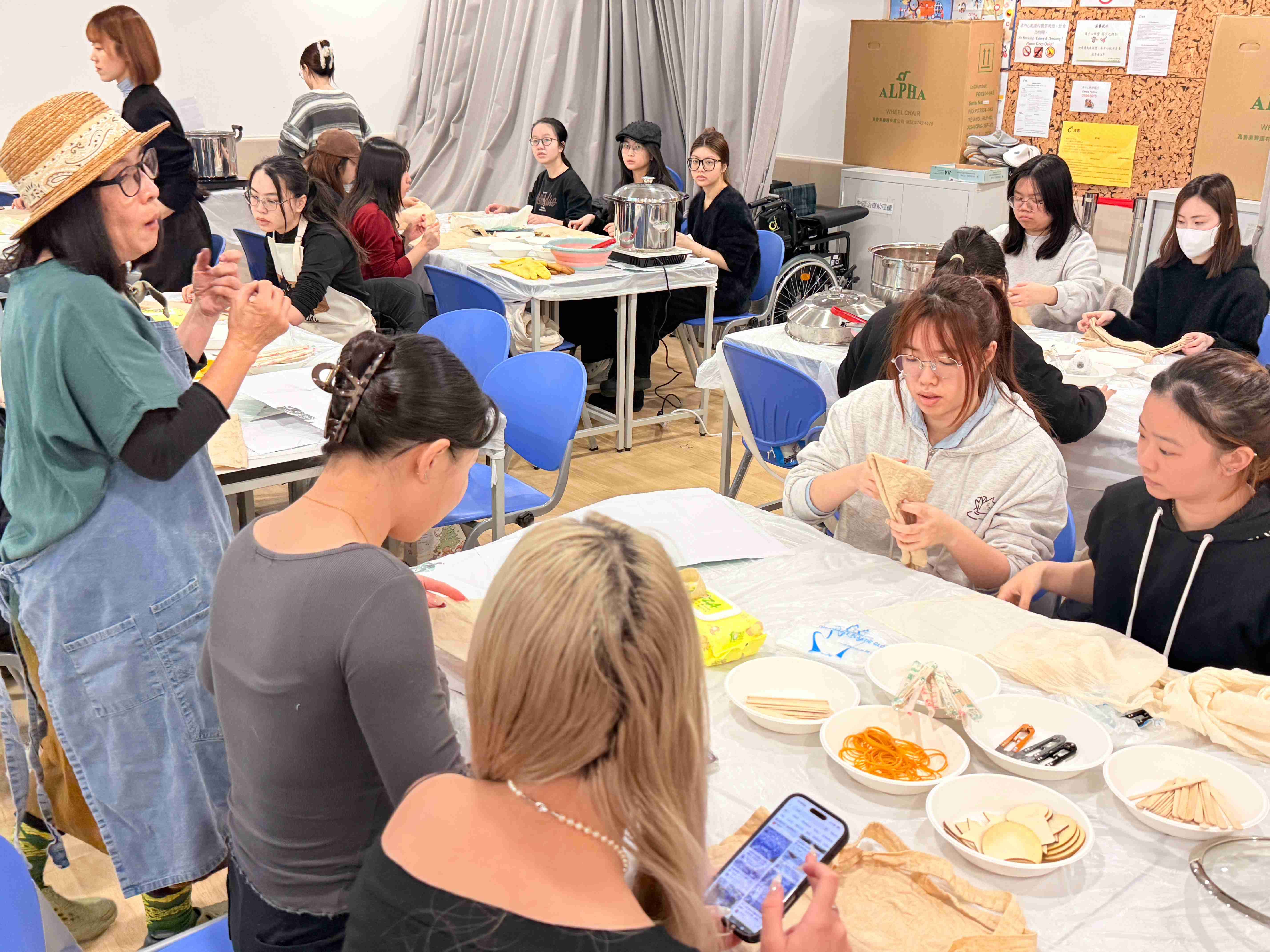 應用教育文憑 DAE - Chill值手作創意:天然植物染布工作坊 應用教育文憑 DAE - Chill值手作創意:天然植物染布工作坊