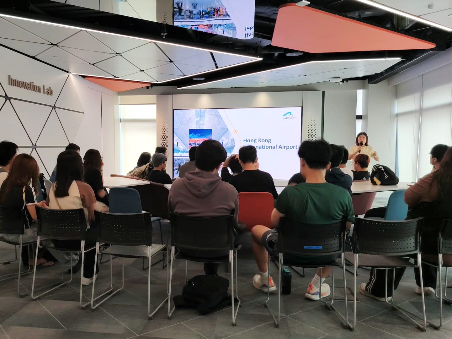 應用教育文憑 DAE - 機管局專題參觀活動 應用教育文憑 DAE - 機管局專題參觀活動