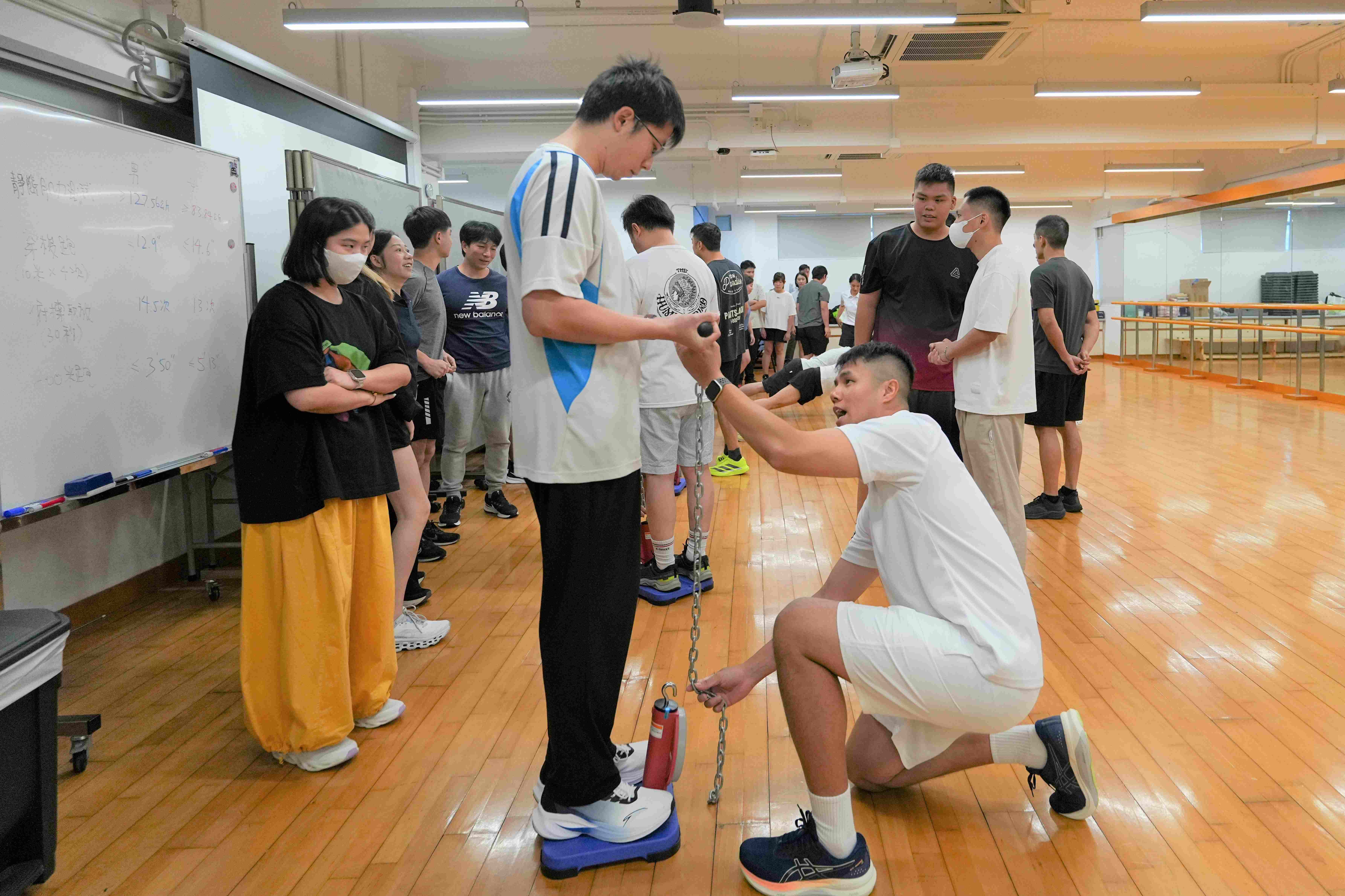 應用教育文憑 DAE - 【港專.懲教署】應用啟「懲」體驗日 應用教育文憑 DAE - 【港專.懲教署】應用啟「懲」體驗日
