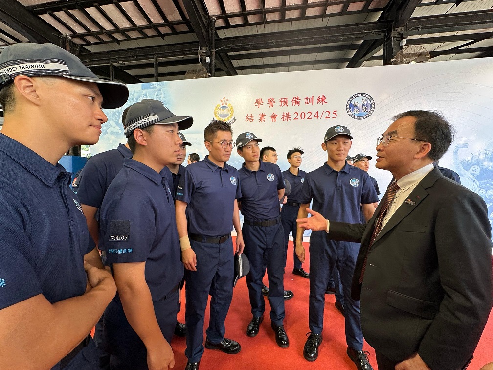 港專學員表現卓越 獲警務處處長嘉許 港專學員表現卓越 獲警務處處長嘉許