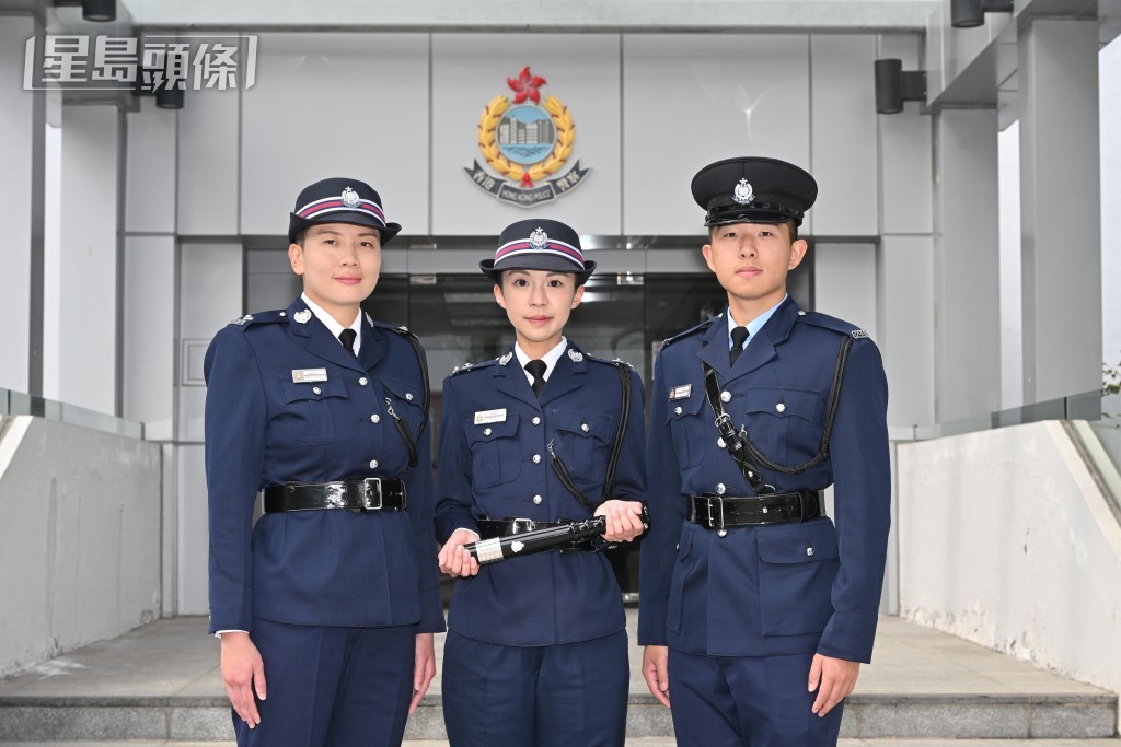 見習督察黃鈺茵、譚樂怡和學警程炫(左起)表示,希望致力打擊罪案,為社會出一分力。 見習督察黃鈺茵、譚樂怡和學警程炫(左起)表示,希望致力打擊罪案,為社會出一分力。