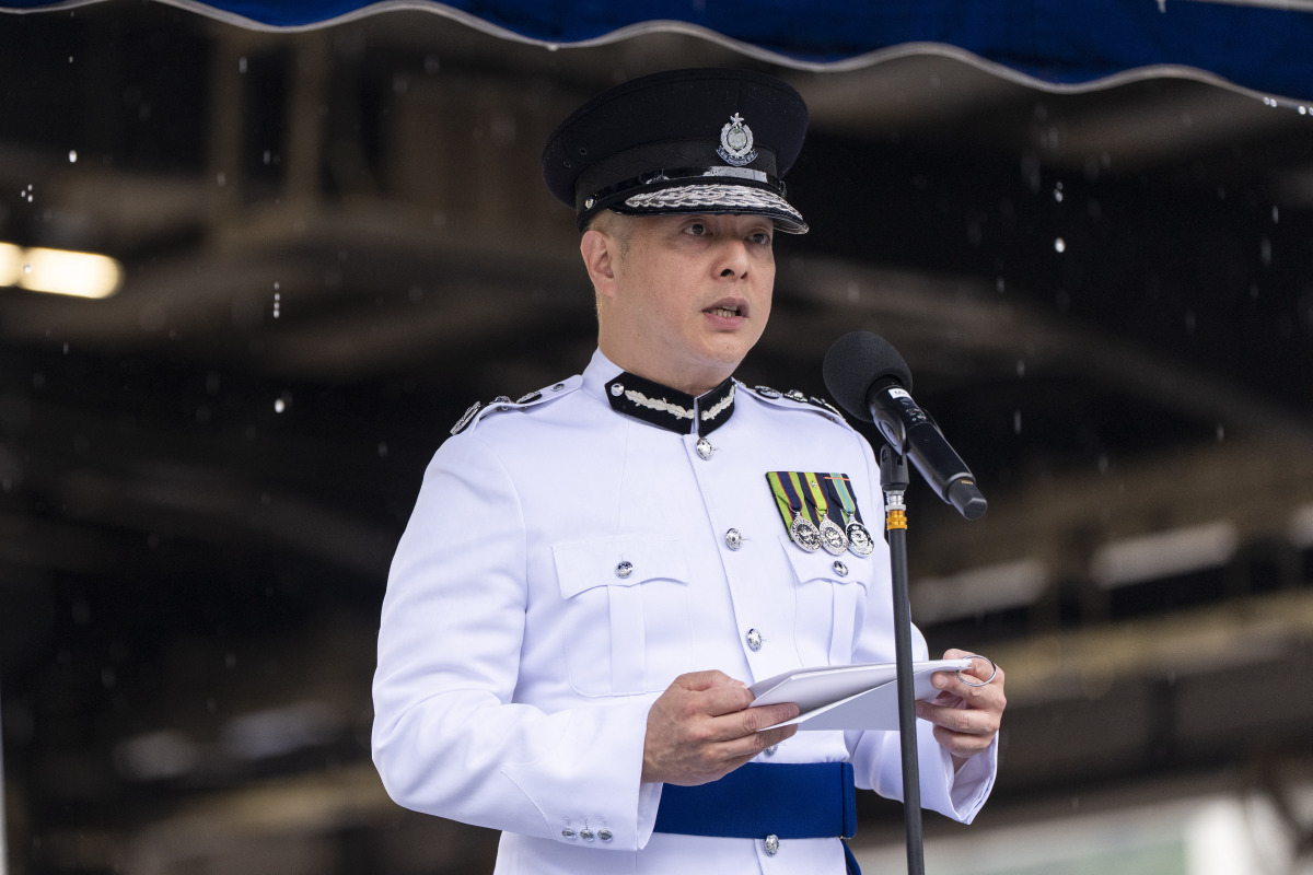周一鳴檢閱學警預備訓練結業會操 指警隊沒有人孤軍作戰 周一鳴檢閱學警預備訓練結業會操 指警隊沒有人孤軍作戰